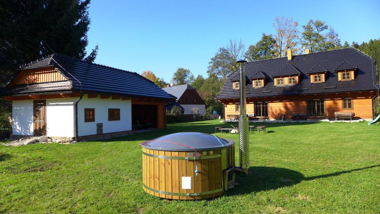 Вілла Roubenka Pod Capim Vrchem Велке Лосіни Екстер'єр фото
